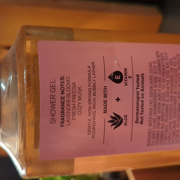 Bath & Body Works Cozy Evening Shower Gel Lavender Freesia Musk 10 OZ NEW NIP - Picture 3 of 7